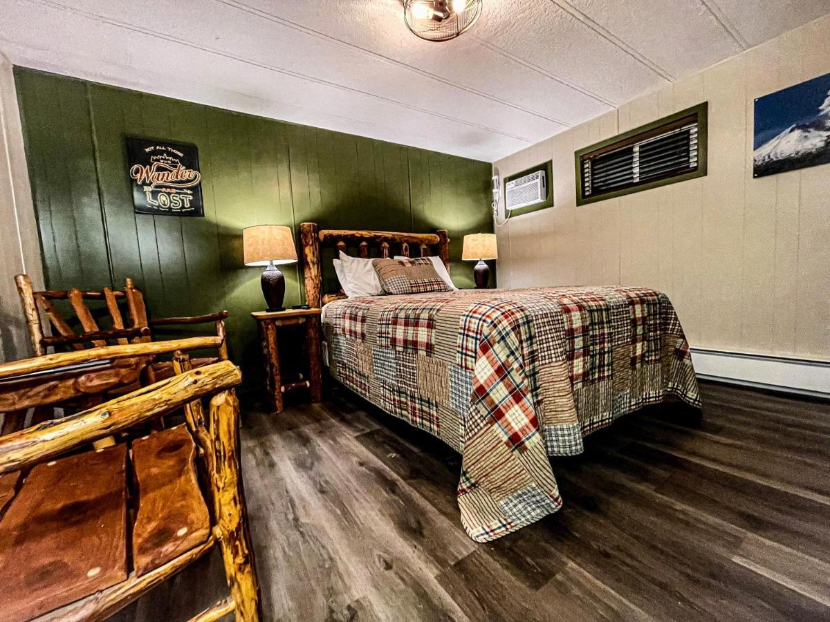 Lone Fir Resort Cougar Экстерьер фото