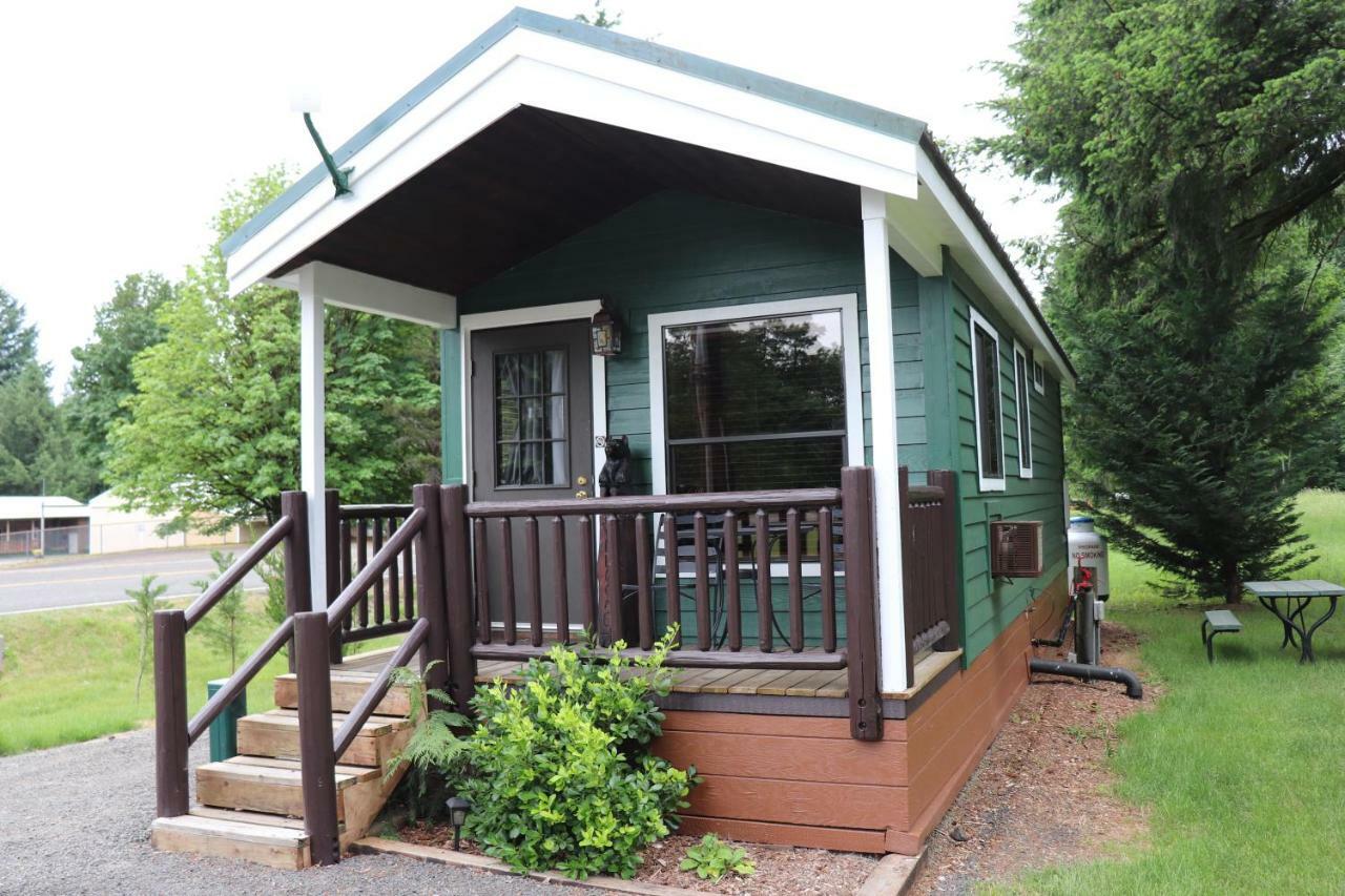 Lone Fir Resort Cougar Экстерьер фото