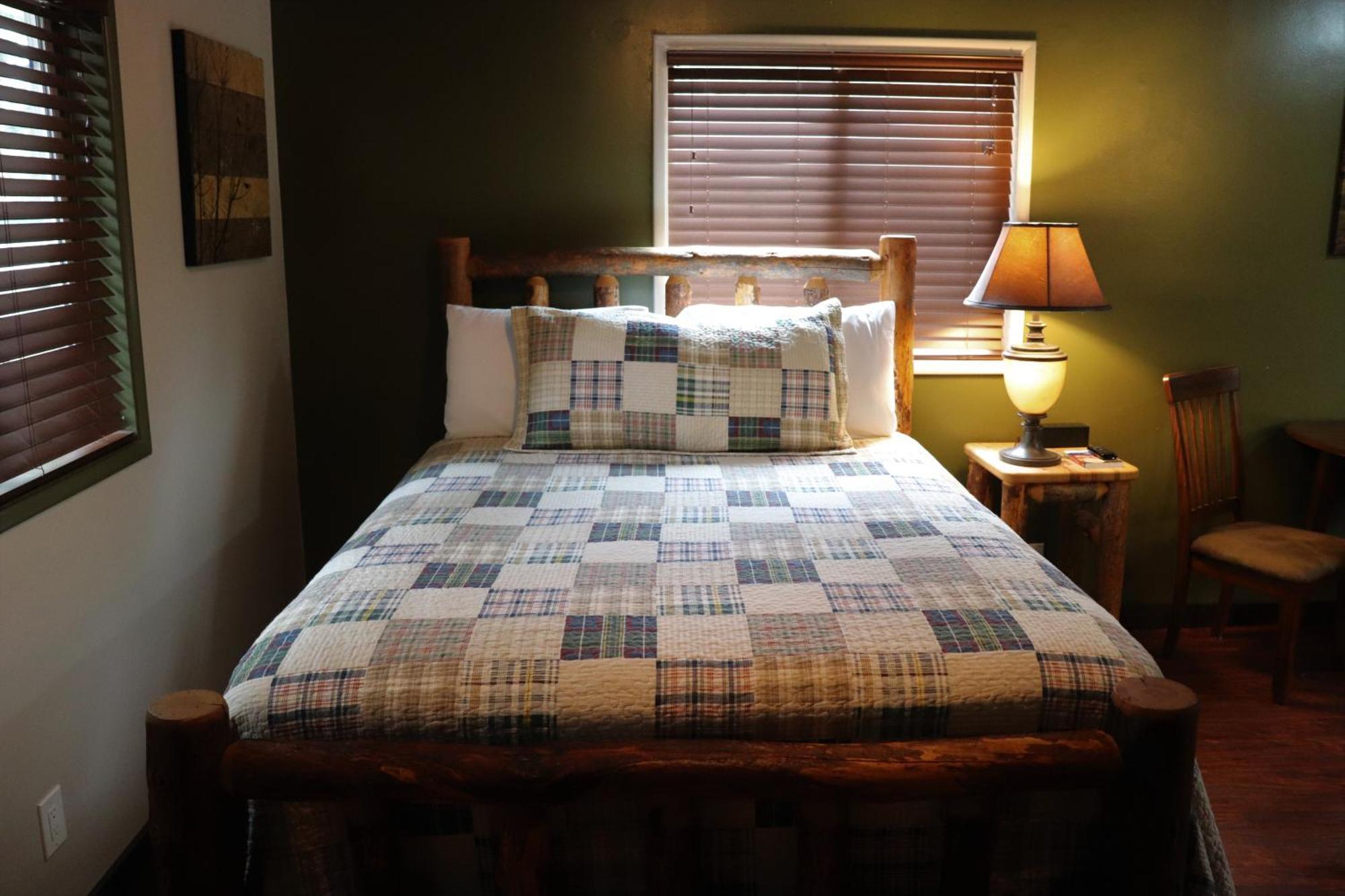 Lone Fir Resort Cougar Экстерьер фото